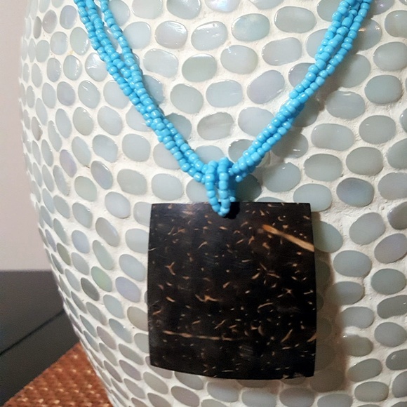 Authentic Turquoise and Coconut shell necklace - Picture 2 of 6